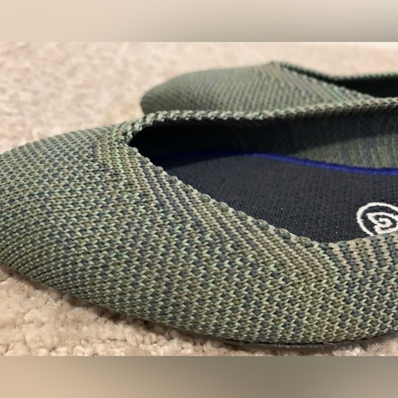 🦄Rothy’s Olive 🫒 Birdseye Points OG 🦄 Unicorn HTF - Picture 4 of 8